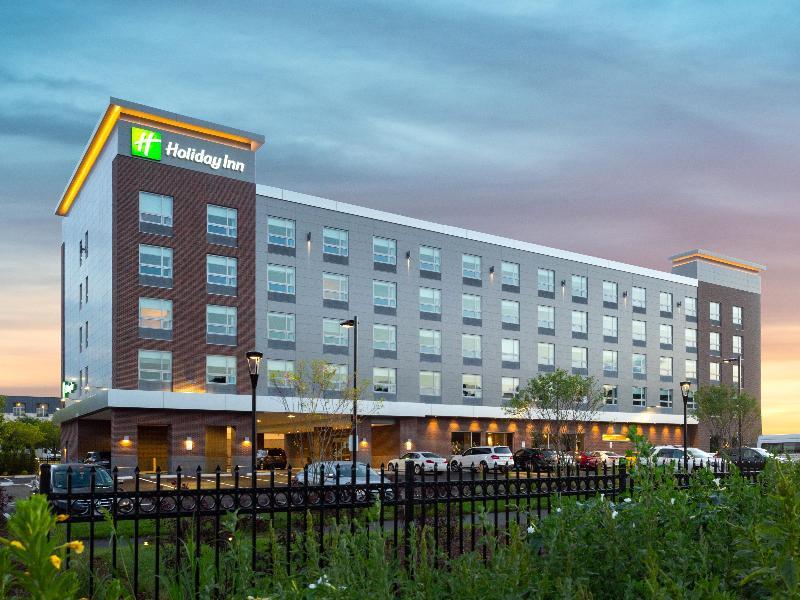 Holiday Inn Boston Logan Airport - Chelsea, An Ihg Hotel Zewnętrze zdjęcie